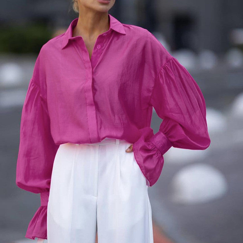 Camicia da donna a maniche lunghe con revers larghi